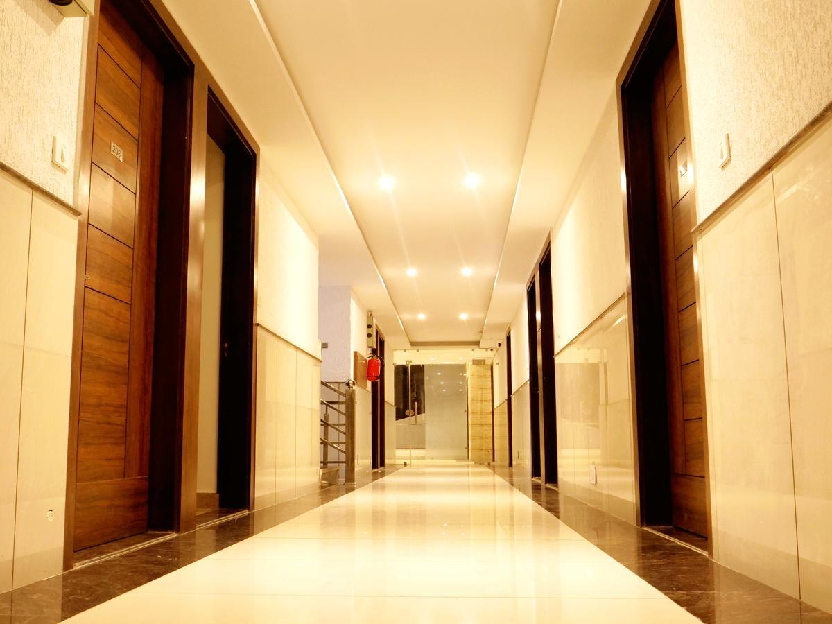 Hotel Trance Ganga Tapovan Екстер'єр фото